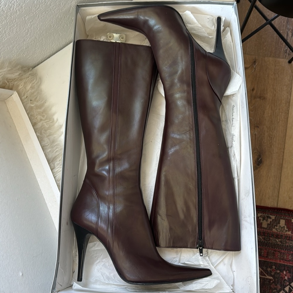 Brand New Leather Charles David Boots size 9
